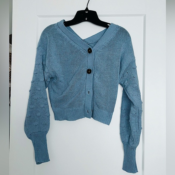 Moon & Madison cropped sweater-NEW! Never worn! - Picture 1 of 7